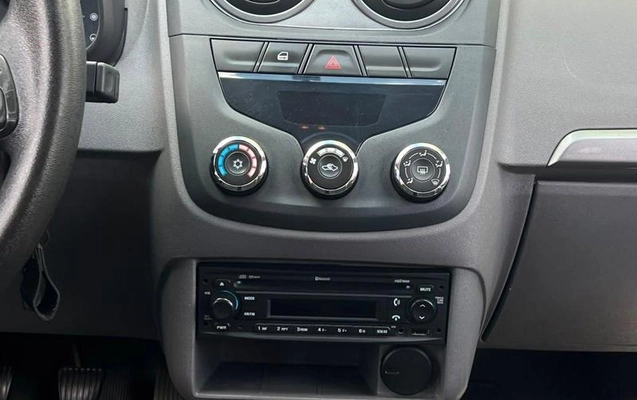 imagem-https://www.socarrao.com.br/sc-vehicle-images-prod/4448412/1793024883819-8605734_8_B_fec24cefab.jpeg
