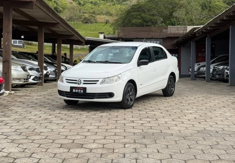 Volkswagen Voyage 1.6 MSI Flex 8V 4p 2012 Branco — foto 1 de 3