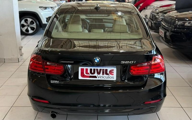 imagem-https://www.socarrao.com.br/sc-vehicle-images-prod/4448445/1793025102438-8230449_7_B_62b7bf4479.jpeg