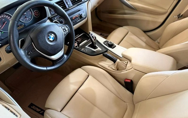 imagem-https://www.socarrao.com.br/sc-vehicle-images-prod/4448445/1793025102452-8230449_9_B_91cd2bf8eb.jpeg