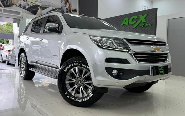 imagem-https://www.socarrao.com.br/sc-vehicle-images-prod/4448449/1793034855123-8553081_7_B_d3673900db.jpeg