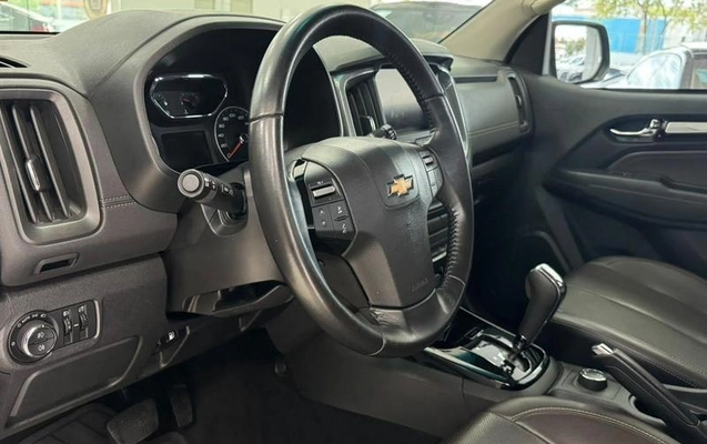 imagem-https://www.socarrao.com.br/sc-vehicle-images-prod/4448449/1793034855130-8553081_1_B_441d39de4d.jpeg