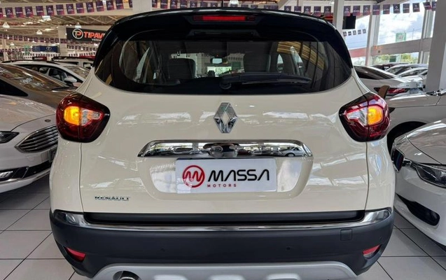 imagem-https://www.socarrao.com.br/sc-vehicle-images-prod/4448452/1793025198413-8557021_5_B_32a2a23374.jpeg