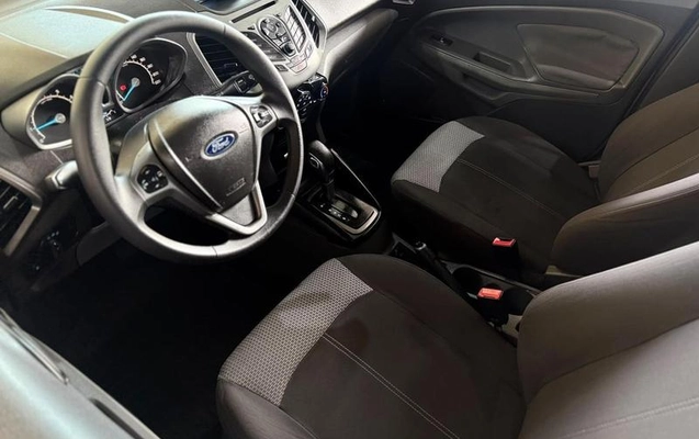 imagem-https://www.socarrao.com.br/sc-vehicle-images-prod/4448462/1793025350898-8553032_9_B_c1314a12f4.jpeg