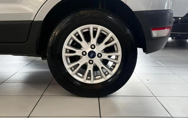 imagem-https://www.socarrao.com.br/sc-vehicle-images-prod/4448462/1793025350906-8553032_12_B_ae540a4dd1.jpeg