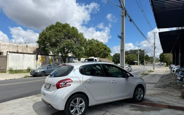 imagem-https://www.socarrao.com.br/sc-vehicle-images-prod/4448470/1793025801094-8601127_6_B_545783efe8.jpeg