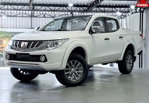 Mitsubishi L200 2018 Branco — foto 1 de 3