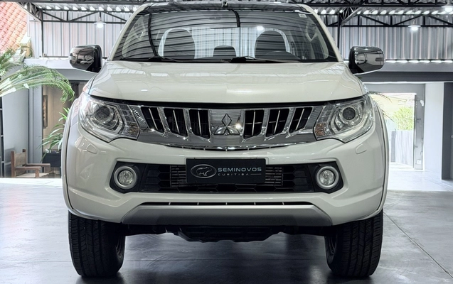 imagem-https://www.socarrao.com.br/sc-vehicle-images-prod/4448472/1793025436538-4_113651selo.jpg