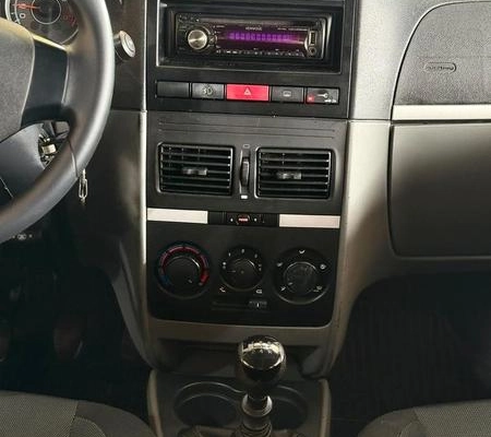 imagem-https://www.socarrao.com.br/sc-vehicle-images-prod/4448498/1793025585534-8528014_12_B_e268ca489b.jpeg