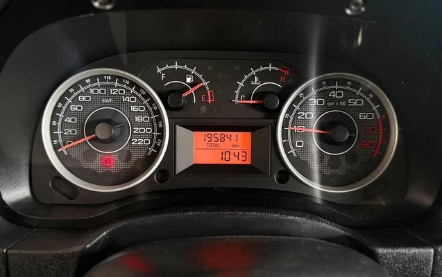 imagem-https://www.socarrao.com.br/sc-vehicle-images-prod/4448498/1793025585540-8528014_8_B_52999fe841.jpeg