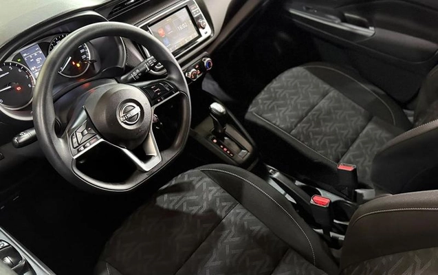 imagem-https://www.socarrao.com.br/sc-vehicle-images-prod/4448519/1793025701875-8550984_11_B_13c0c12769.jpeg