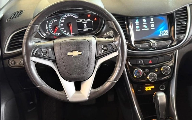 imagem-https://www.socarrao.com.br/sc-vehicle-images-prod/4448630/1793026549206-8497683_8_B_93ed98e4ac.jpeg
