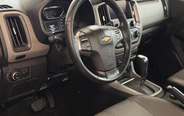 imagem-https://www.socarrao.com.br/sc-vehicle-images-prod/4448632/1793026558575-8605635_11_B_c5025da080.jpeg