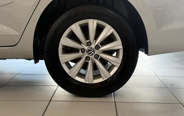 imagem-https://www.socarrao.com.br/sc-vehicle-images-prod/4448639/1793026595668-8572602_9_B_3f03d63fe7.jpeg