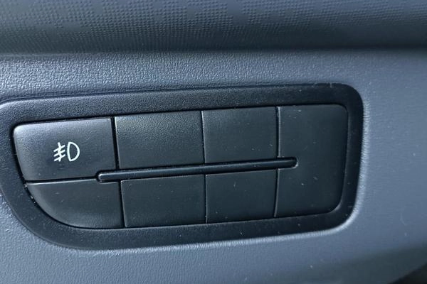 imagem-https://www.socarrao.com.br/sc-vehicle-images-prod/4448651/1793026811991-8580671_8_B_480b11a368.jpeg