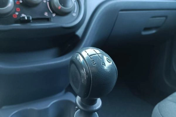 imagem-https://www.socarrao.com.br/sc-vehicle-images-prod/4448651/1793026811993-8580671_9_B_05fa0e7609.jpeg