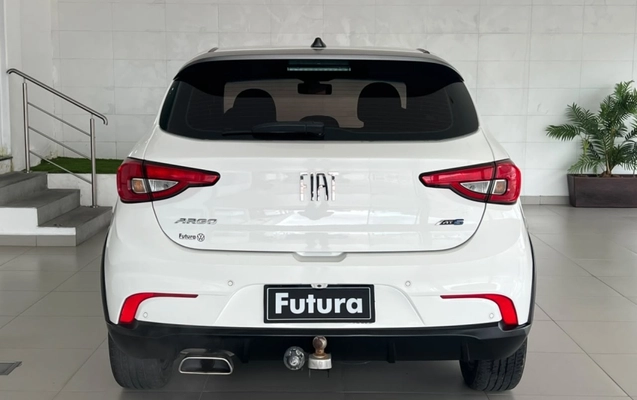 imagem-https://www.socarrao.com.br/sc-vehicle-images-prod/4448735/1793027520339-qXRB20vpSHF990jljvASQzZQtAsemx7a.jpg