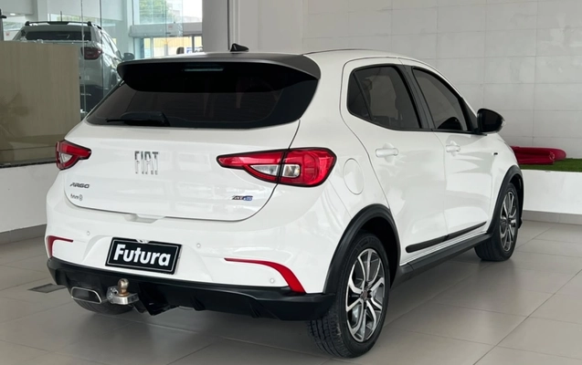 imagem-https://www.socarrao.com.br/sc-vehicle-images-prod/4448735/1793027520340-CmN05ov2AkClpZUXaqBnab4gfjj2FqG7.jpg