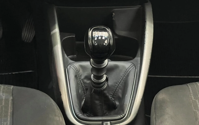 imagem-https://www.socarrao.com.br/sc-vehicle-images-prod/4448766/1793027691706-EnCoM3Rtu5JoZFx0sODaAcBkhKagapeI.jpg