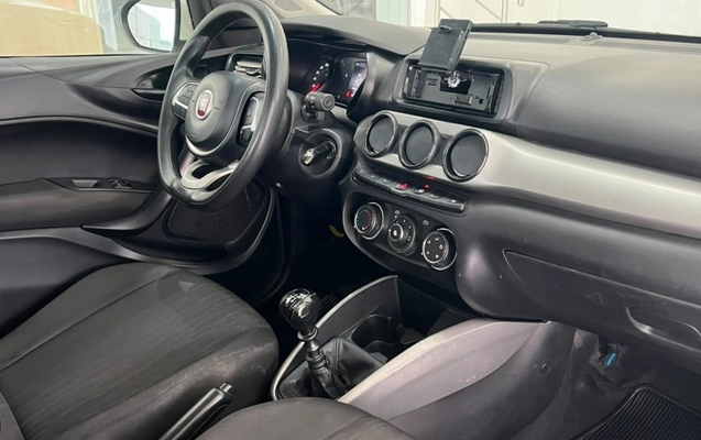 imagem-https://www.socarrao.com.br/sc-vehicle-images-prod/4448766/1793027691708-Gl6BJsIgsNJbH7e7rVS9rev9E7AoB7UU.jpg