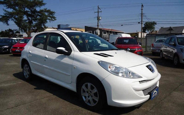 imagem-https://www.socarrao.com.br/sc-vehicle-images-prod/4448784/1793040421992-8445227_6_B_af0fba128c.jpeg