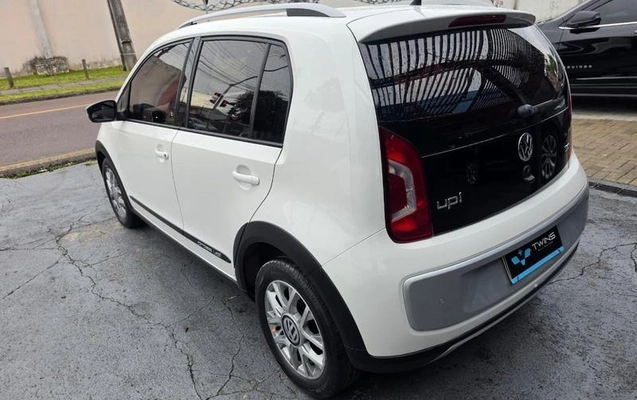 imagem-https://www.socarrao.com.br/sc-vehicle-images-prod/4448814/1793028247117-8555404_8_B_96f2c4412a.jpeg