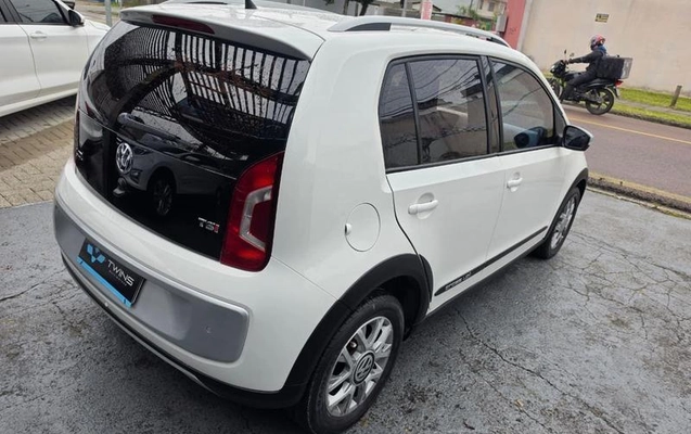 imagem-https://www.socarrao.com.br/sc-vehicle-images-prod/4448814/1793028247120-8555404_8_B_cf9bff6ea1.jpeg