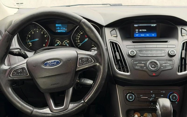 imagem-https://www.socarrao.com.br/sc-vehicle-images-prod/4448889/1793029108533-8597726_5_B_18156b7899.jpeg