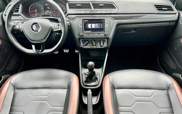 imagem-https://www.socarrao.com.br/sc-vehicle-images-prod/4448945/1793029475800-8600166_14_B_70b80d9dcc.jpeg