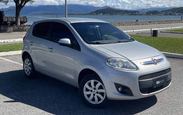imagem-https://www.socarrao.com.br/sc-vehicle-images-prod/4448979/1793029995692-cDc95vMPOCBESz9xBsLy6C7QIqIV0rpk.jpg