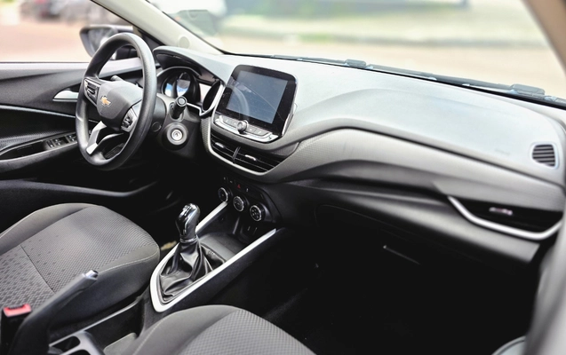 imagem-https://www.socarrao.com.br/sc-vehicle-images-prod/4449007/1793030394734-MjAyNjEwMjZfMTEyMzI1LmpwZw.jpg