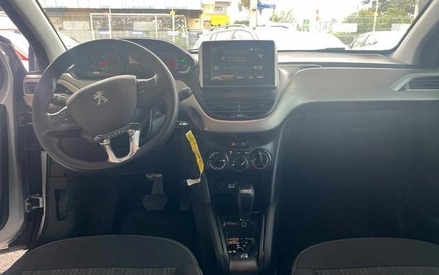 imagem-https://www.socarrao.com.br/sc-vehicle-images-prod/4449102/1793103488769-8606264_14_B_f6d72ed591.jpeg