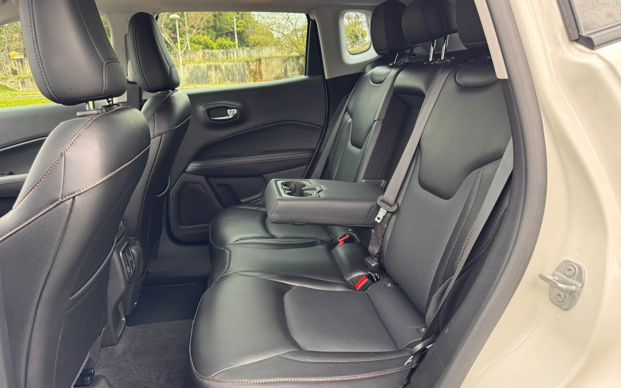 imagem-https://www.socarrao.com.br/sc-vehicle-images-prod/4449188/1793031595860-V2hhdHNBcHAgSW1hZ2UgMjAyNi0xMC0yNiBhdCAxMS4yNi4zOCAoMikuanBlZw.jpeg