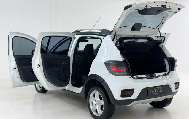 imagem-https://www.socarrao.com.br/sc-vehicle-images-prod/4449633/1793035406465-8600035_7_B_1f8fcfec4d.jpeg