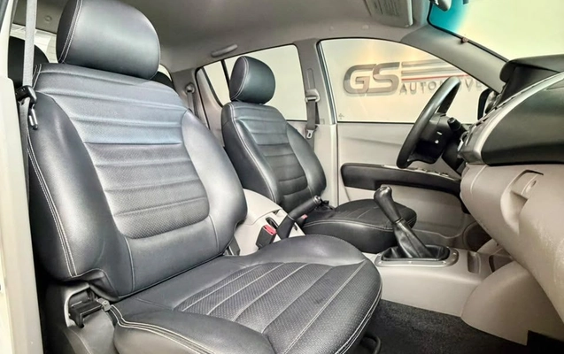 imagem-https://www.socarrao.com.br/sc-vehicle-images-prod/4449724/1793036052656-gb-489eec6.jpeg