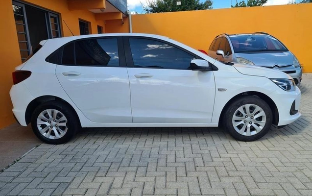 imagem-https://www.socarrao.com.br/sc-vehicle-images-prod/4449797/1793036585052-8606717_2_B_2ff2457ea2.jpeg