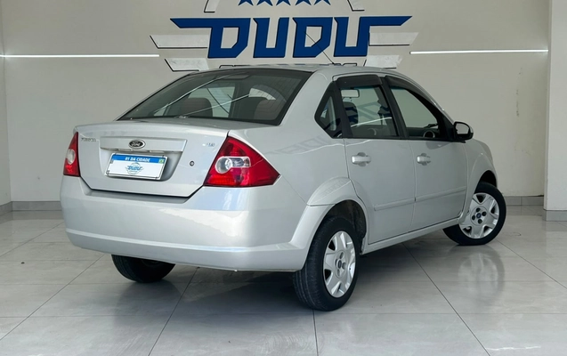 imagem-https://www.socarrao.com.br/sc-vehicle-images-prod/4449823/1793036741042-7_024146.jpg