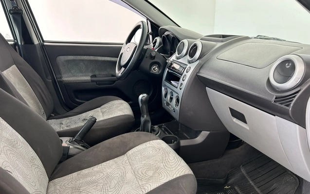 imagem-https://www.socarrao.com.br/sc-vehicle-images-prod/4449823/1793036741043-5_024146.jpg