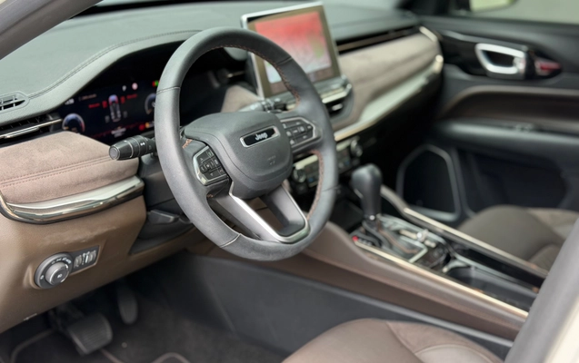 imagem-https://www.socarrao.com.br/sc-vehicle-images-prod/4449878/1793037339218-76cbfaa1-8b9b-4df6-a152-94568bd56736.jpg