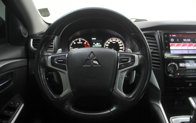 imagem-https://www.socarrao.com.br/sc-vehicle-images-prod/4449952/1793037958949-7_030432.jpg