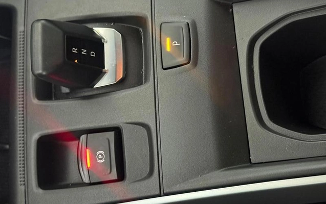 imagem-https://www.socarrao.com.br/sc-vehicle-images-prod/4450056/1793038194842-8559979_8_B_83d7a07ea9.jpeg