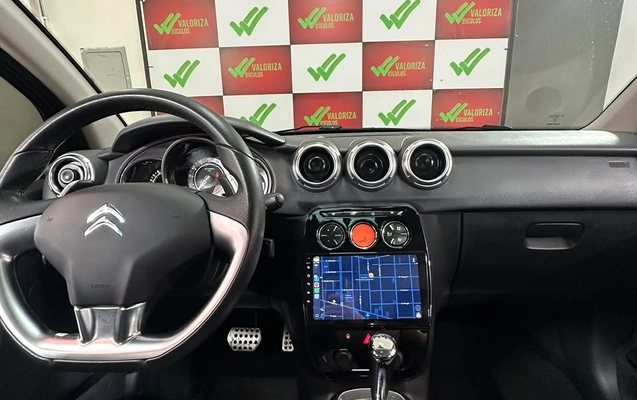 imagem-https://www.socarrao.com.br/sc-vehicle-images-prod/4450107/1793038373765-b5c1c0cf-c0b8-4240-9e5d-6adfff4488a6.jpg