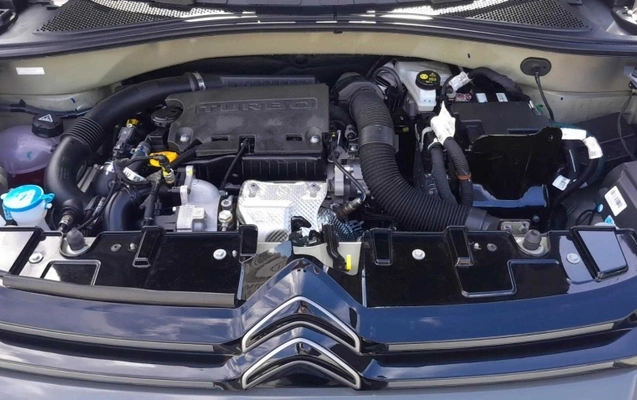 imagem-https://www.socarrao.com.br/sc-vehicle-images-prod/4450108/1793128840945-SvaMA7BYAKgKpmI3VA1jGzQeqracaeX0.jpg