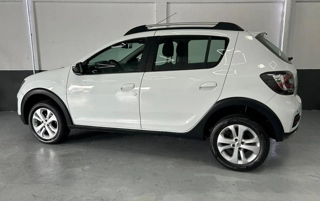 imagem-https://www.socarrao.com.br/sc-vehicle-images-prod/4450119/1793044491033-8606796_6_B_f88f0d2fc2.jpeg