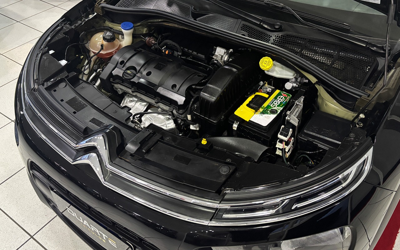 imagem-https://www.socarrao.com.br/sc-vehicle-images-prod/4450120/1793038648258-MDA0LmpwZw.jpg