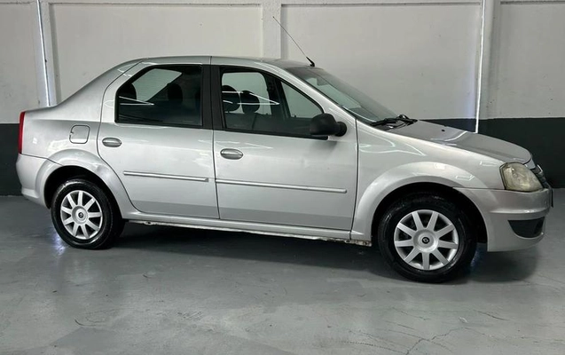 imagem-https://www.socarrao.com.br/sc-vehicle-images-prod/4450252/1793039423452-8607160_6_B_37e824e695.jpeg