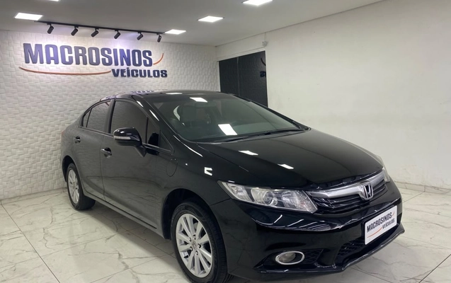imagem-https://www.socarrao.com.br/sc-vehicle-images-prod/4450271/1793039563025-Zm90by0wMS5qcGc.jpg