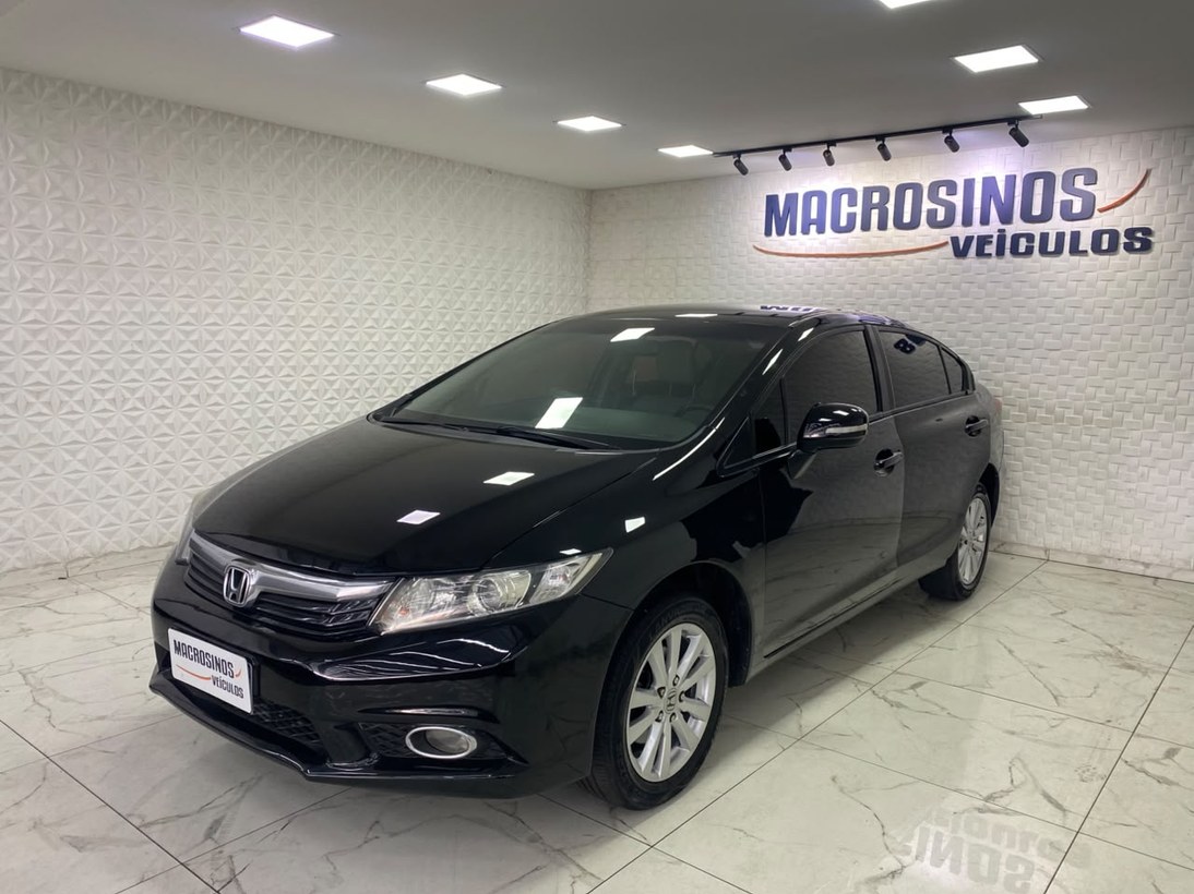 imagem-https://www.socarrao.com.br/sc-vehicle-images-prod/4450271/1793039563236-Zm90by0wMi5qcGc.jpg