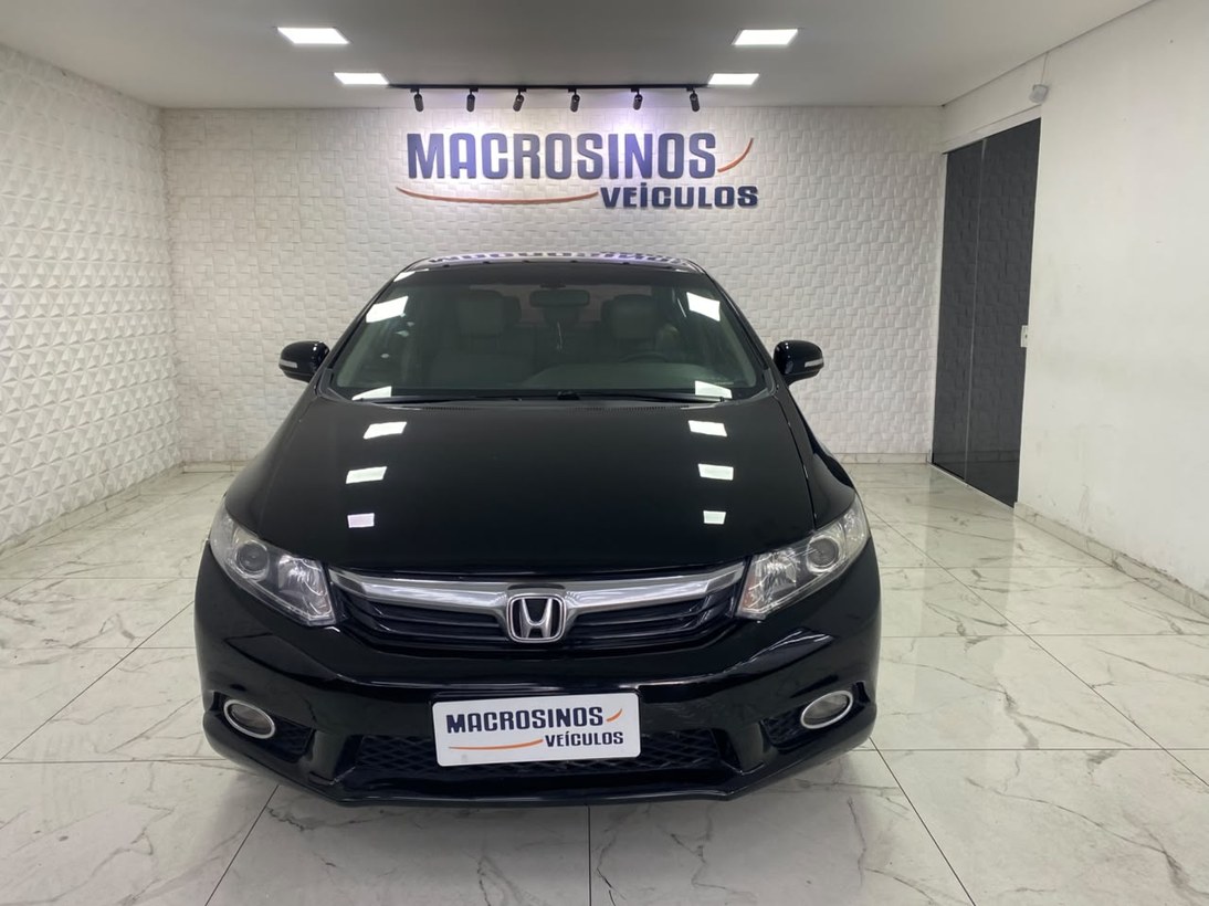 imagem-https://www.socarrao.com.br/sc-vehicle-images-prod/4450271/1793039563374-Zm90by0wNC5qcGc.jpg