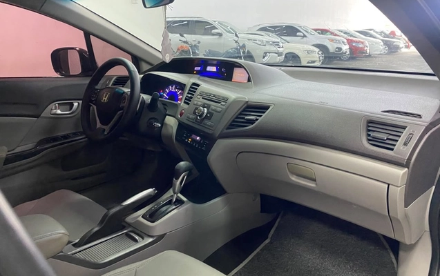 imagem-https://www.socarrao.com.br/sc-vehicle-images-prod/4450271/1793039563429-Zm90by0wNS5qcGc.jpg